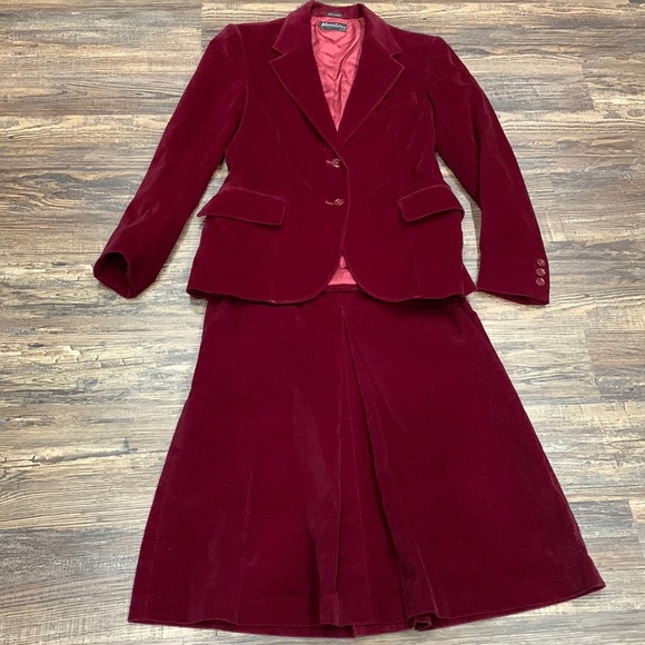 Burgundy velvet suit set - Picture 1 of 6